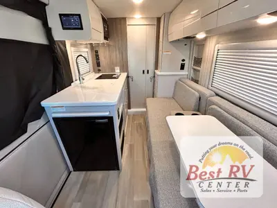 2026 Thor Motor Coach Rize photo 15