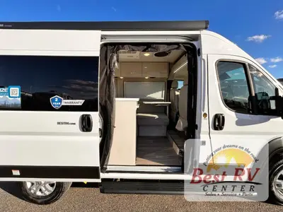2026 Thor Motor Coach Rize photo 9