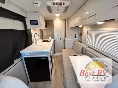 2026 Thor Motor Coach Rize photo 14