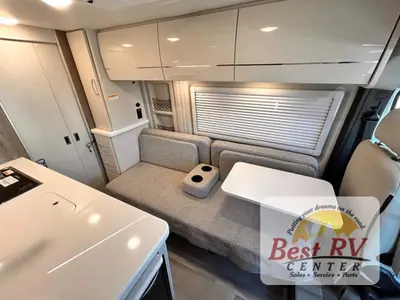 2026 Thor Motor Coach Rize photo 22