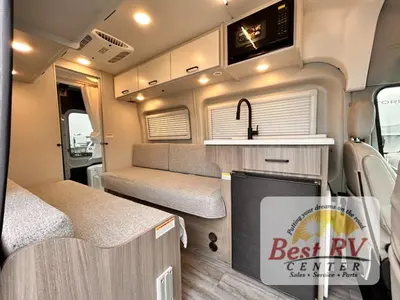 2026 Thor Motor Coach Talavera photo 14