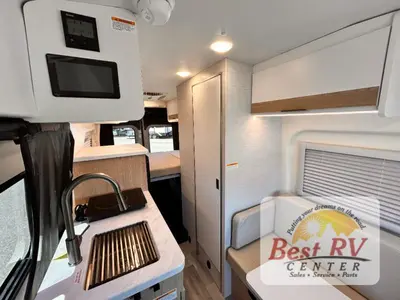 2027 Thor Motor Coach Talavera photo 16