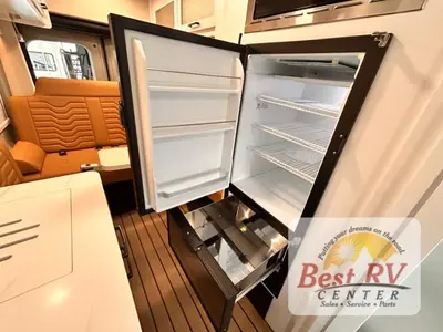 2026 Coachmen RV Beyond photo 39