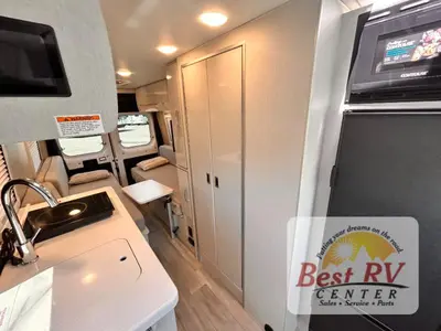 2026 Thor Motor Coach Tellaro photo 17