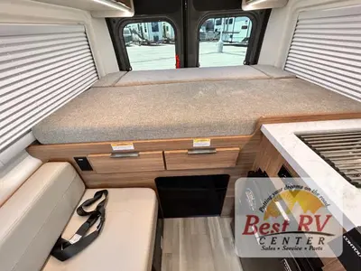 2027 Thor Motor Coach Rize photo 37