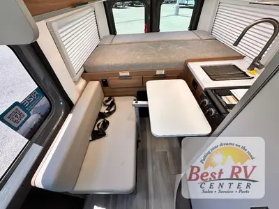 2027 Thor Motor Coach Rize photo 16