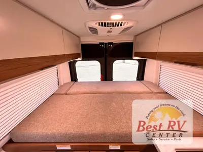 2027 Thor Motor Coach Rize photo 35