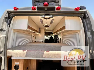2027 Thor Motor Coach Rize photo 48