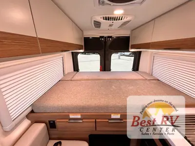 2027 Thor Motor Coach Rize photo 34