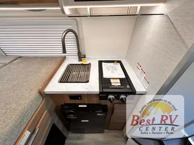 2027 Thor Motor Coach Rize photo 24
