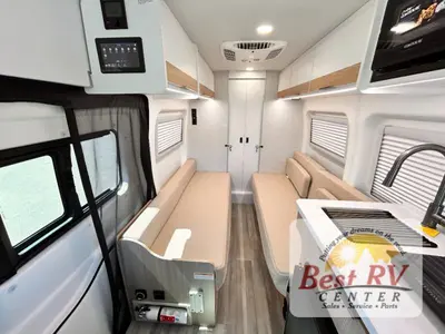 2027 Thor Motor Coach Talavera photo 14