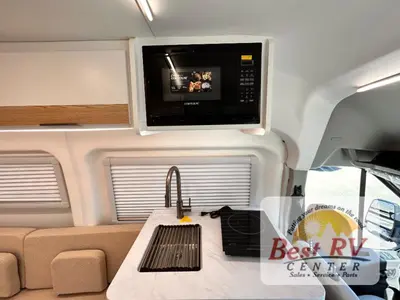 2027 Thor Motor Coach Talavera photo 20