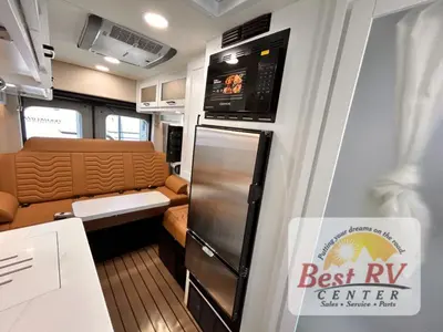 2027 Coachmen RV Beyond photo 27