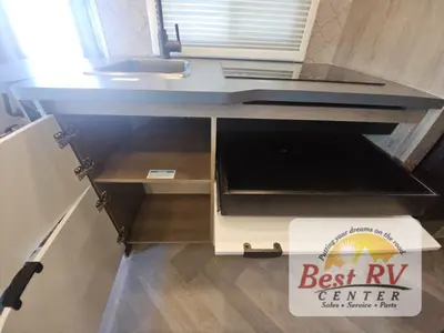 2025 Coachmen RV Cross Trail EV photo 38
