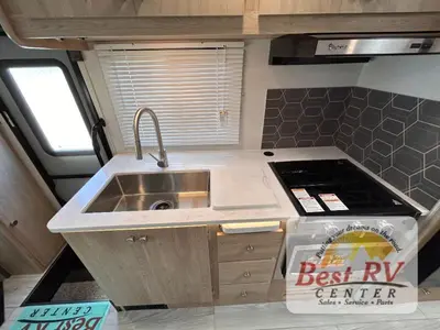 2026 Coachmen RV Leprechaun photo 25