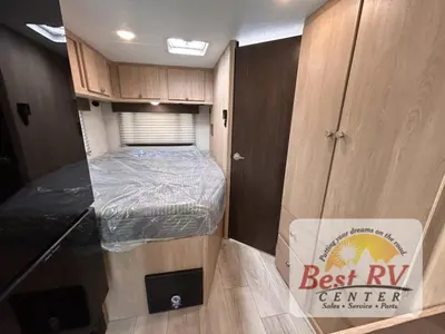 2026 Coachmen RV Leprechaun photo 30