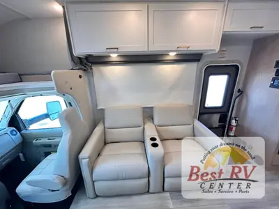 2026 Thor Motor Coach Four Winds photo 30