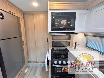 2026 Thor Motor Coach Four Winds photo 45