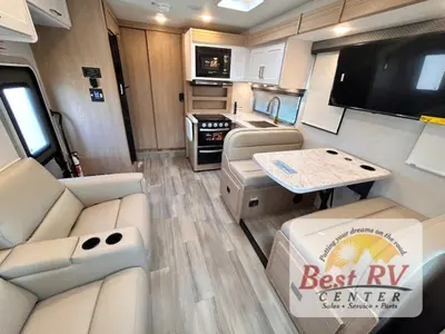 2026 Thor Motor Coach Four Winds photo 14