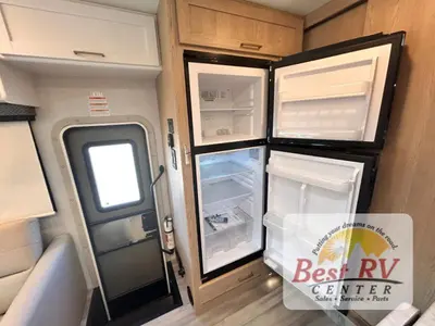 2026 Thor Motor Coach Four Winds photo 50