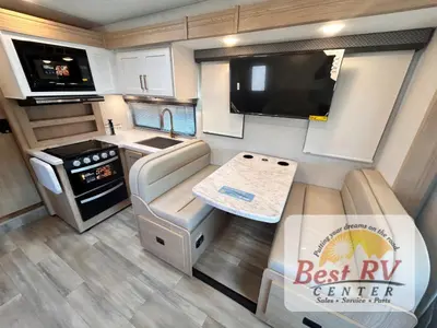 2026 Thor Motor Coach Four Winds photo 16