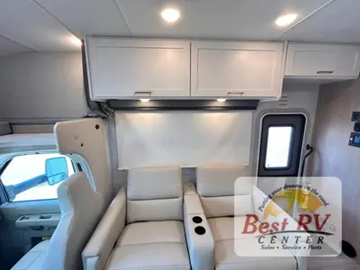 2026 Thor Motor Coach Four Winds photo 31