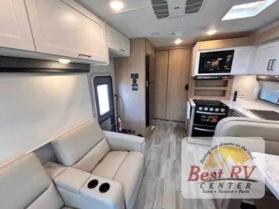 2026 Thor Motor Coach Four Winds photo 35