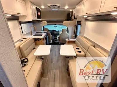 2026 Thor Motor Coach Four Winds photo 39