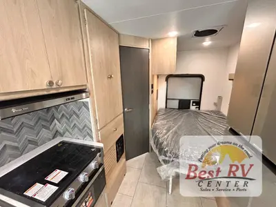 2026 Coachmen RV Leprechaun photo 31