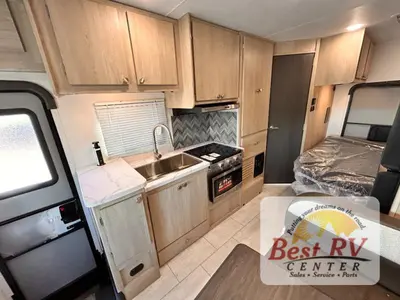 2026 Coachmen RV Leprechaun photo 22