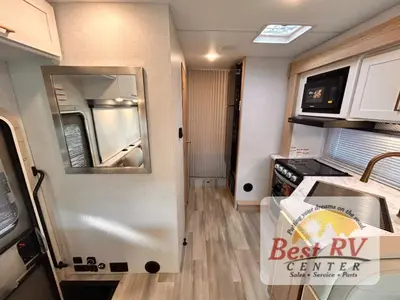 2027 Thor Motor Coach Four Winds photo 34