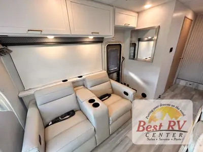 2027 Thor Motor Coach Four Winds photo 24
