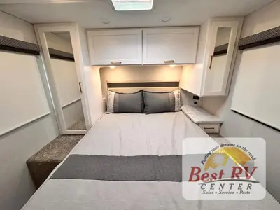2027 Thor Motor Coach Four Winds photo 48