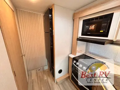 2027 Thor Motor Coach Four Winds photo 42