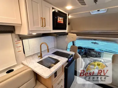 2026 Thor Motor Coach Four Winds photo 49