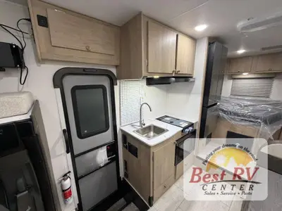 2026 Coachmen RV Leprechaun photo 25