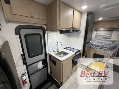 2026 Coachmen RV Leprechaun photo 26