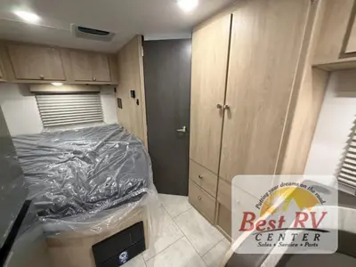 2026 Coachmen RV Leprechaun photo 40