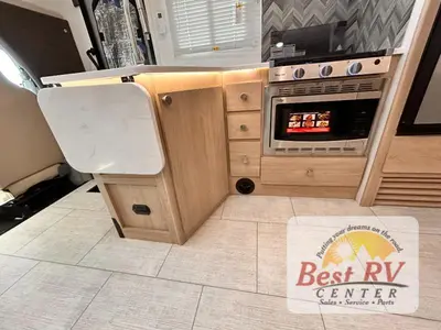 2026 Coachmen RV Leprechaun photo 31