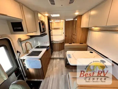 2027 Thor Motor Coach Four Winds photo 10