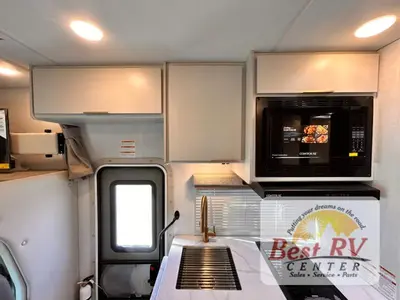 2027 Thor Motor Coach Four Winds photo 26