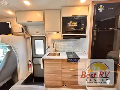 2027 Thor Motor Coach Four Winds photo 25