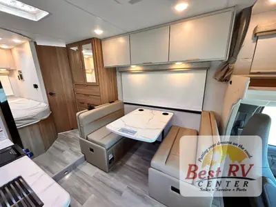 2027 Thor Motor Coach Four Winds photo 12