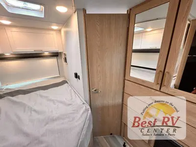 2027 Thor Motor Coach Four Winds photo 44