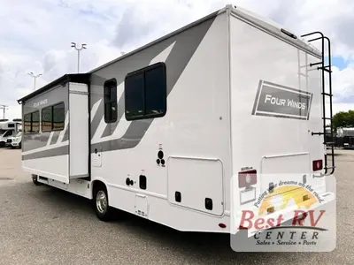 2027 Thor Motor Coach Four Winds photo 6