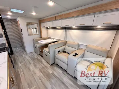 2027 Thor Motor Coach Four Winds photo 19