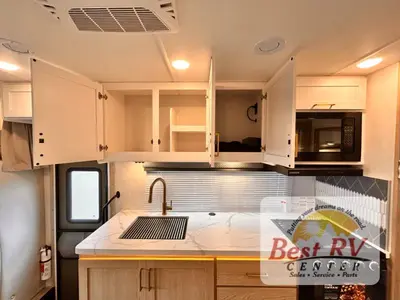 2027 Thor Motor Coach Four Winds photo 27