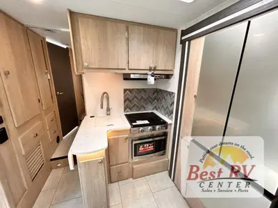 2026 Coachmen RV Leprechaun photo 36