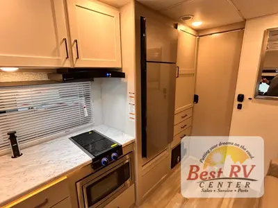 2026 Thor Motor Coach Four Winds Sprinter photo 40