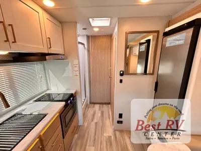 2026 Thor Motor Coach Four Winds Sprinter photo 34